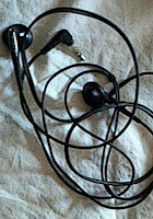 binaural beats require stereo headphones