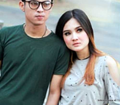 Lirik Lagu Barat Syalalala