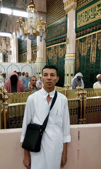 Tanpa Disengaja, Seorang Jamaah Haji Mesir Memotret Sosok Tanpa Wajah Di Masjid Nabawi