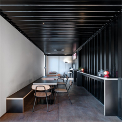 10 Desain Interior Cafe Kecil Yang Unik Dan Klasik