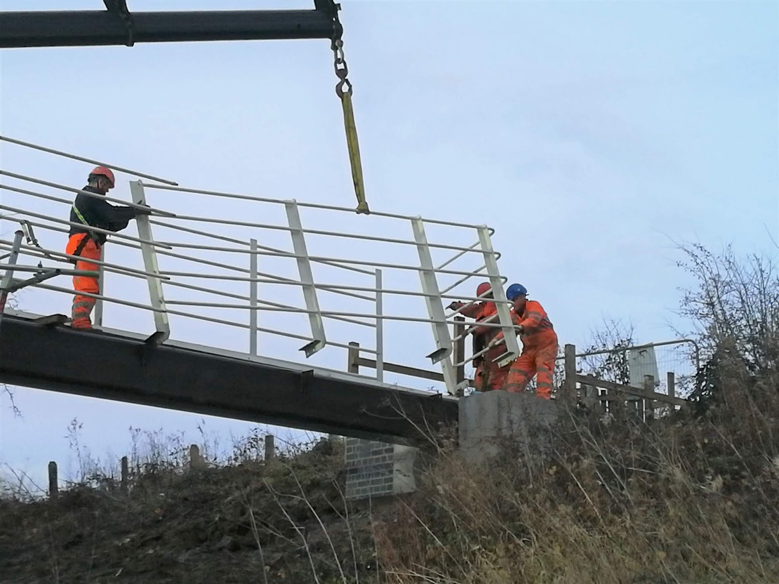 Civil Engineering Blog: Fitting hand rails.