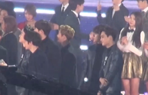 꽤 친해보이는 비투비 & AOA | 인스티즈