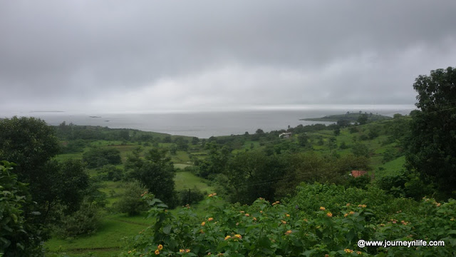 Scenic monsoon bike ride to Malshej Ghat from Pune