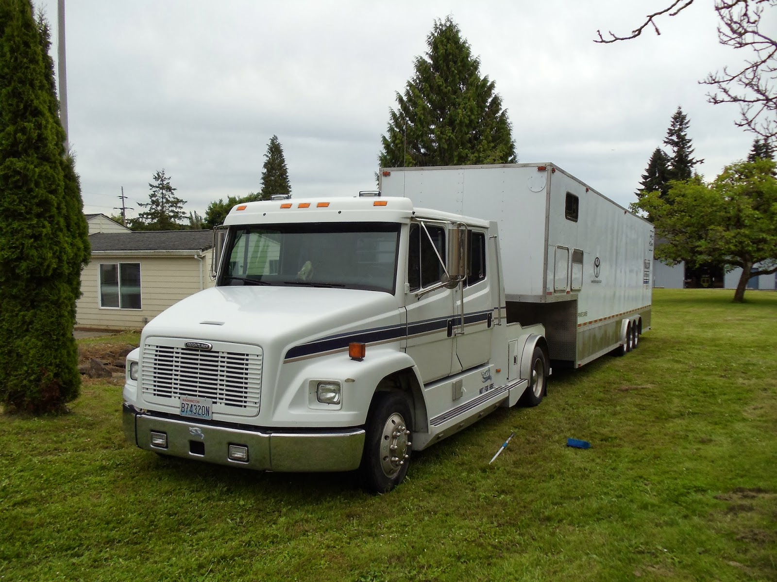 350Z Development / Endurance Racing: Selling 1999 freightliner FL60