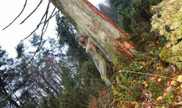 Необычный боди арт Гезине Марведель Необычный боди арт Гезине Марведель