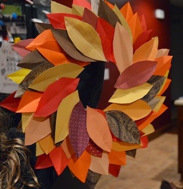 Little Homeschool Blessings: Autumn Leaf Wreath