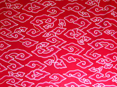 http://tokoada.fr/accueil/89-batik-tulis-motif-mega-mendung-framboise-et-rose.html