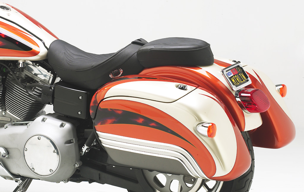 VTwin News Corbin Fleetliner Saddlebags for Dynas