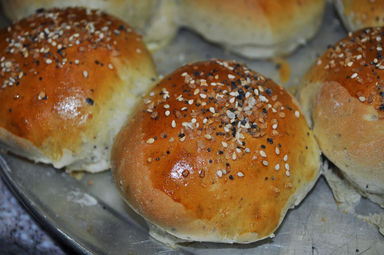 Beth's Favorite Recipes: Hamburger Buns Bread Machine