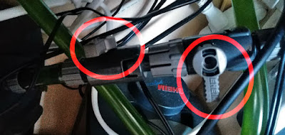 ダブルタップの取り外し方その1:コックをホースと直角に回す