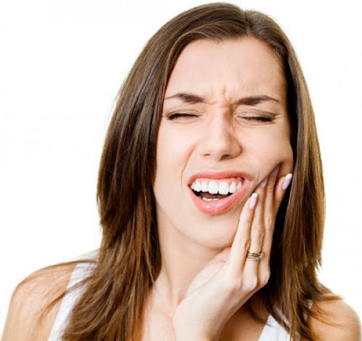 Nhức răng sau khi trám có nguy hiểm không?