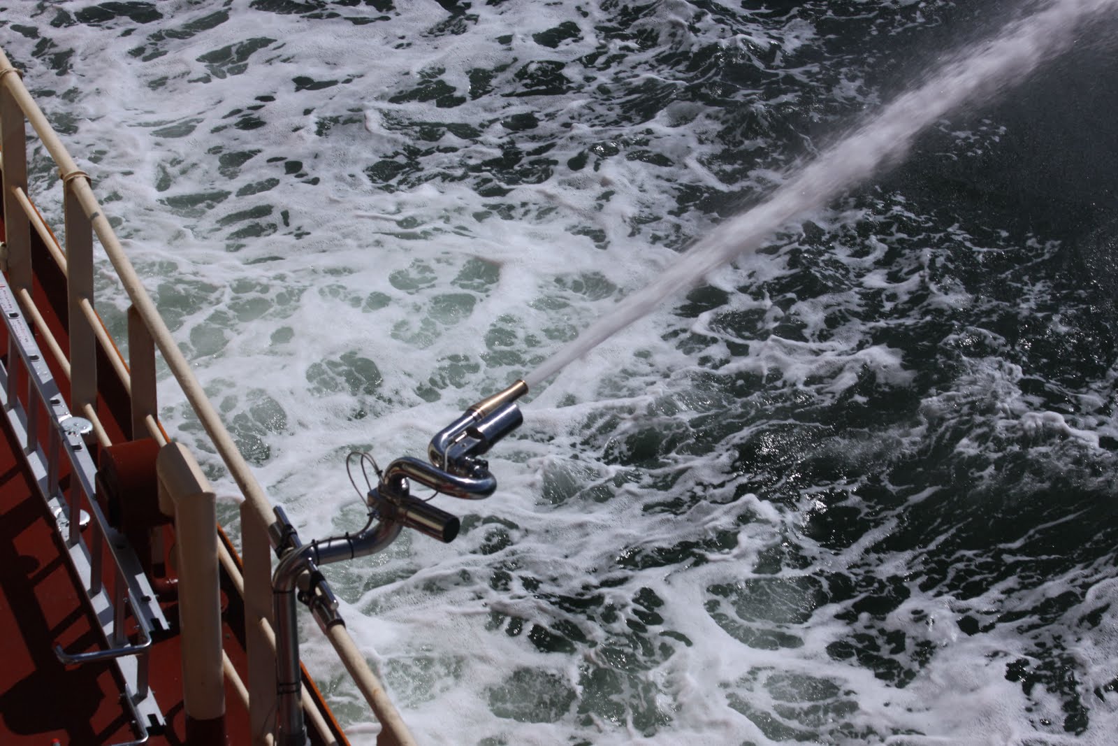 Unifire New Anti Pirate Water Cannon System Video Released by Unifire AB