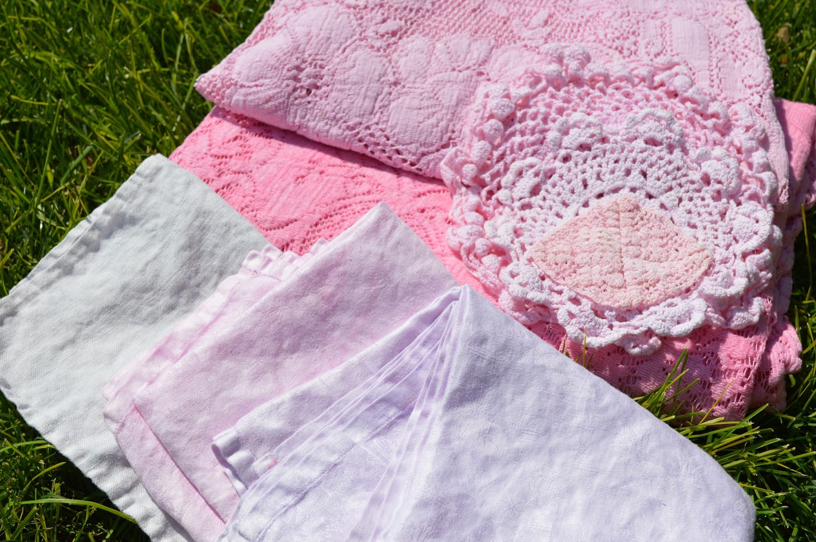 THE QUILT BARN Dyeing Vintage Linens