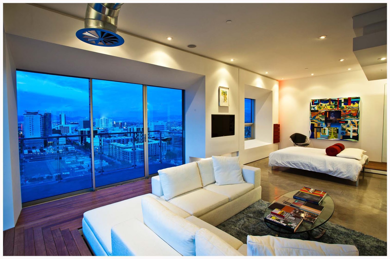 COMMERCIAL PROJECTS + EVENTS Stunning Newport Lofts Downtown Las Vegas