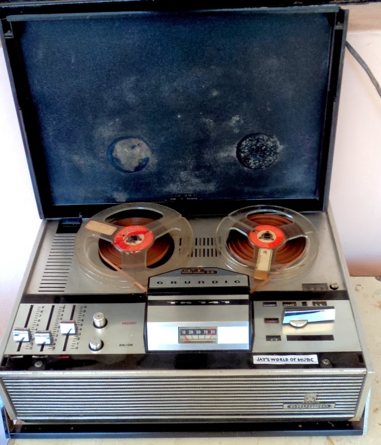 Jay's world of Music GRUNDIG REEL TO REEL TAPE RECORDER. TK141.