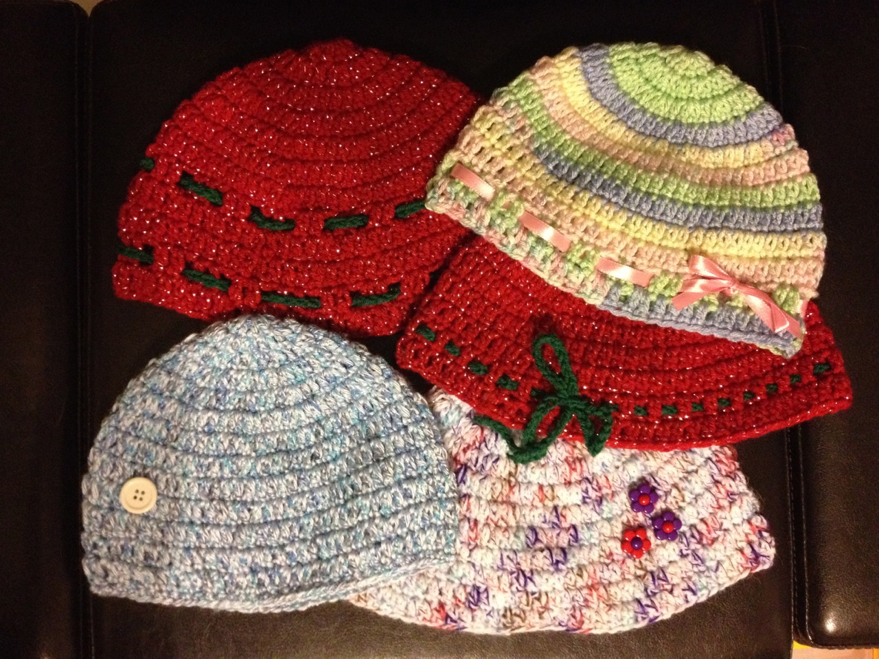 Q's Caps Weekend Caps