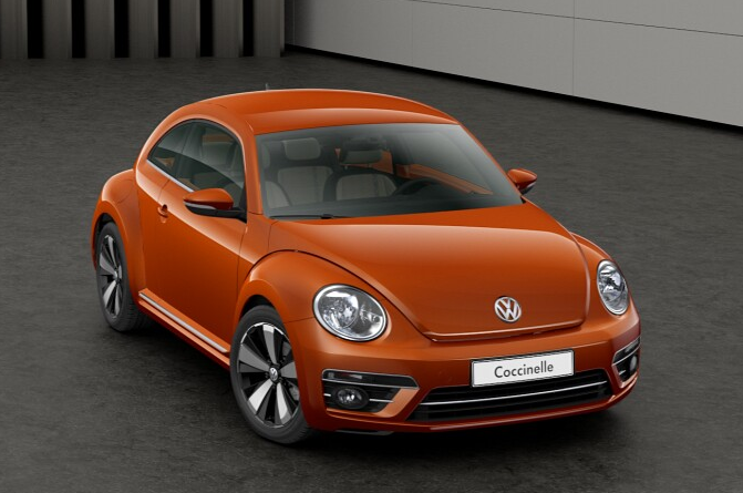 coccinelle orange voiture