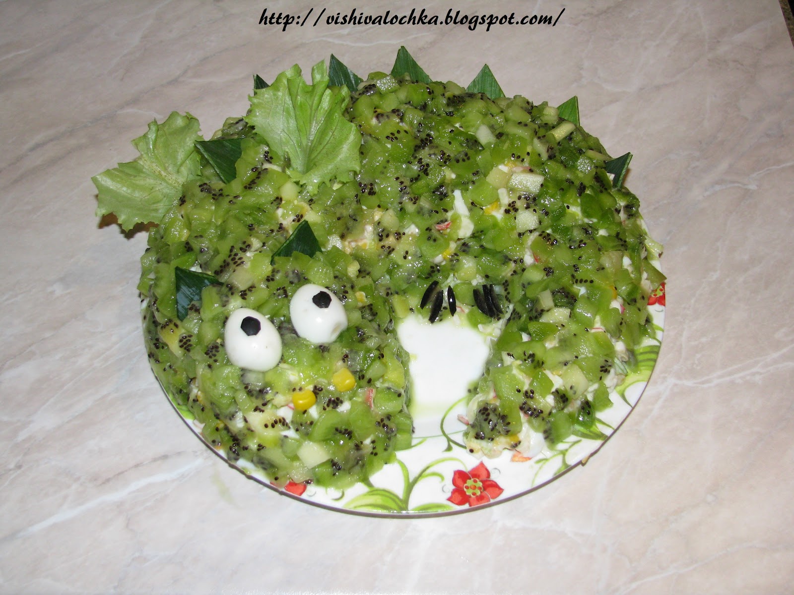 салат дракоша с киви на новый год. салат дракоша с киви на новый год. салат дракоша с киви на новый год. салат в виде дракона. салат дракон с фото.
