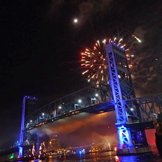 Galley Wench Tales Fireworks! Biggest Show in Florida.