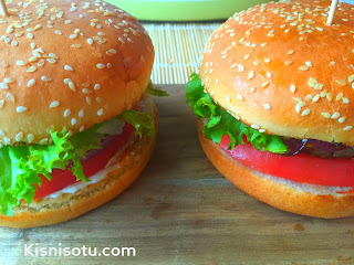 HAMBURGER TARİFİ / KİŞNİŞ OTU / KİSNİS Hamburger- nasıl- yapılır- tarifi- evde hamburger yapımı- kisnis-kişniş otu, et