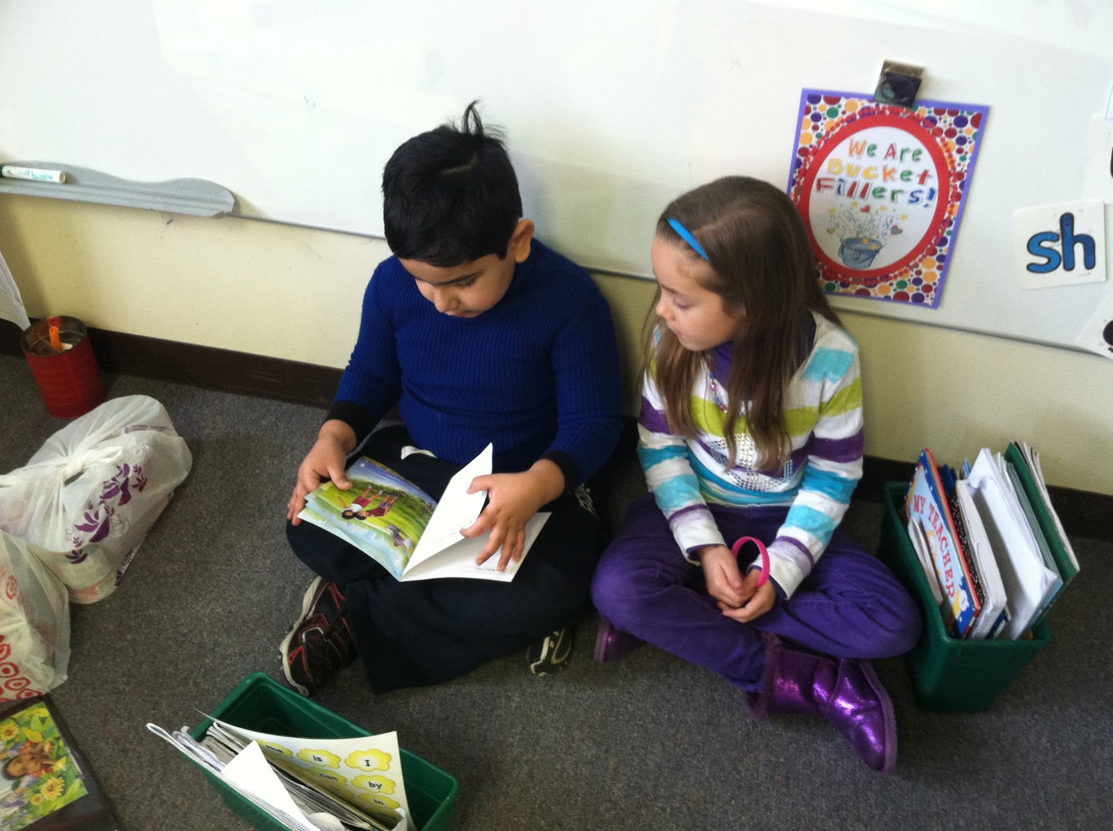 Tales From a K-1 Classroom: The Zakar's week in pictures...