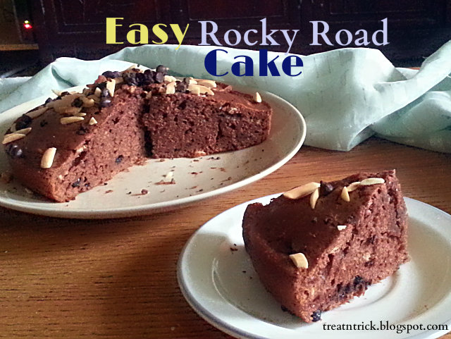 Easy Rocky Road Cake Recipe @ treatntrick.blogspot.com