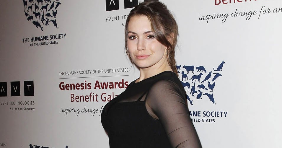 Sophie Simmons Hot Photos.