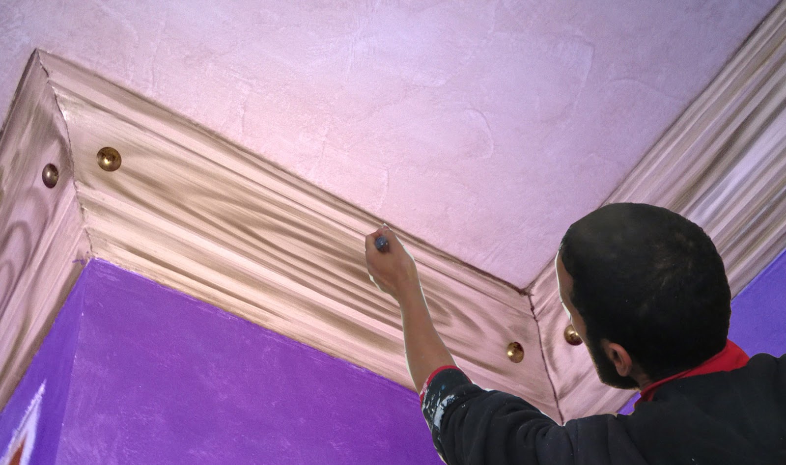طريقة عمل ديكور شبيه بالخشب في كرانيش الجبس الحلقة 4 fikra color