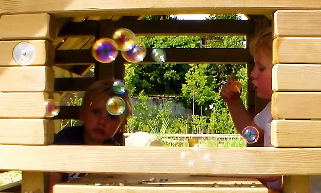 jonge Tube video