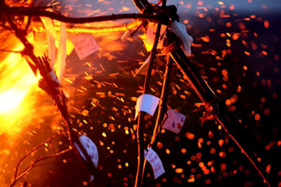 Clive Brocklehurst's Memory Pyramid, being burnt to honour the 2015 summer solstice during the Artland open studios event