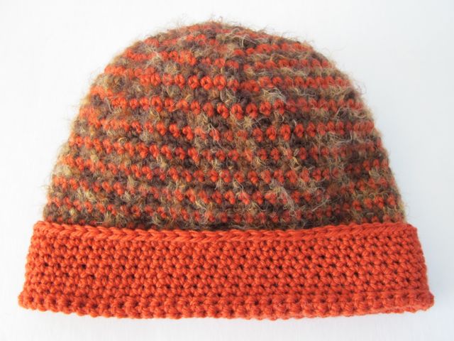 Men&apos;s Crochet Beanie Hat Pattern - The Crochet Crowd