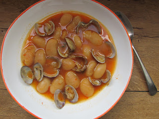 Mumandsons: BEANS WITH CLAMS - ALUBIAS CON ALMEJAS