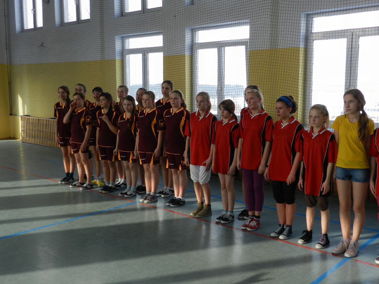 Szkoła Podstawowa w Nowym Klinczu: Mini koszykówka dziewcząt- sukces!