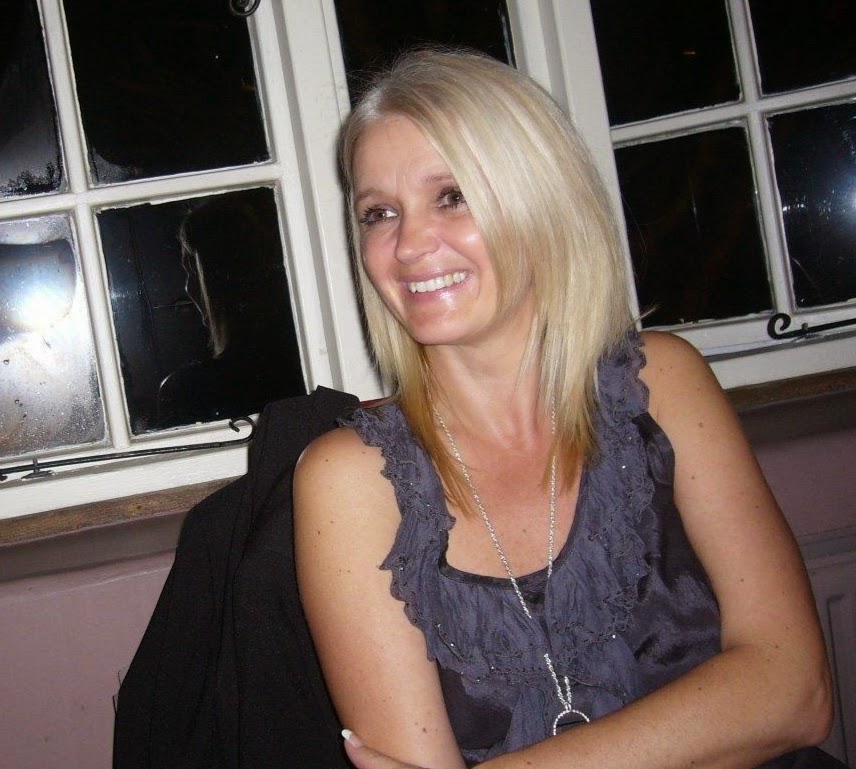 Basildon Babe Julie Johnson Adult Actress JULIE JOHNSON read her story