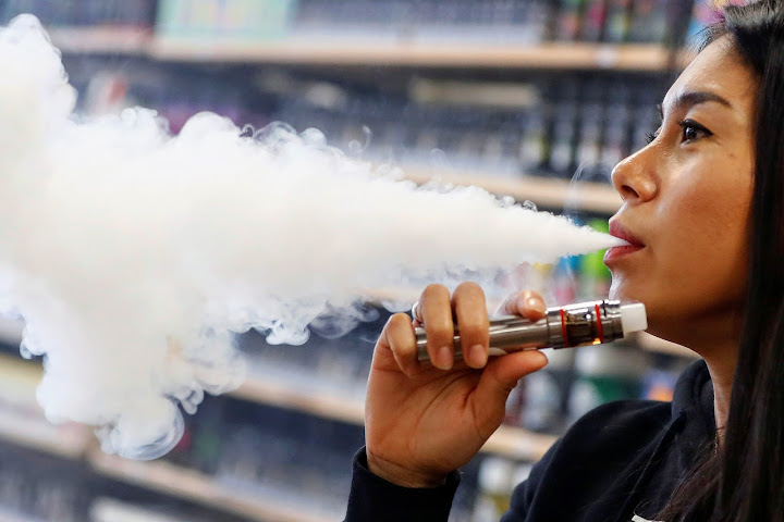 Thai authorities crack down on banned e-cigarettes, thousands of items seized