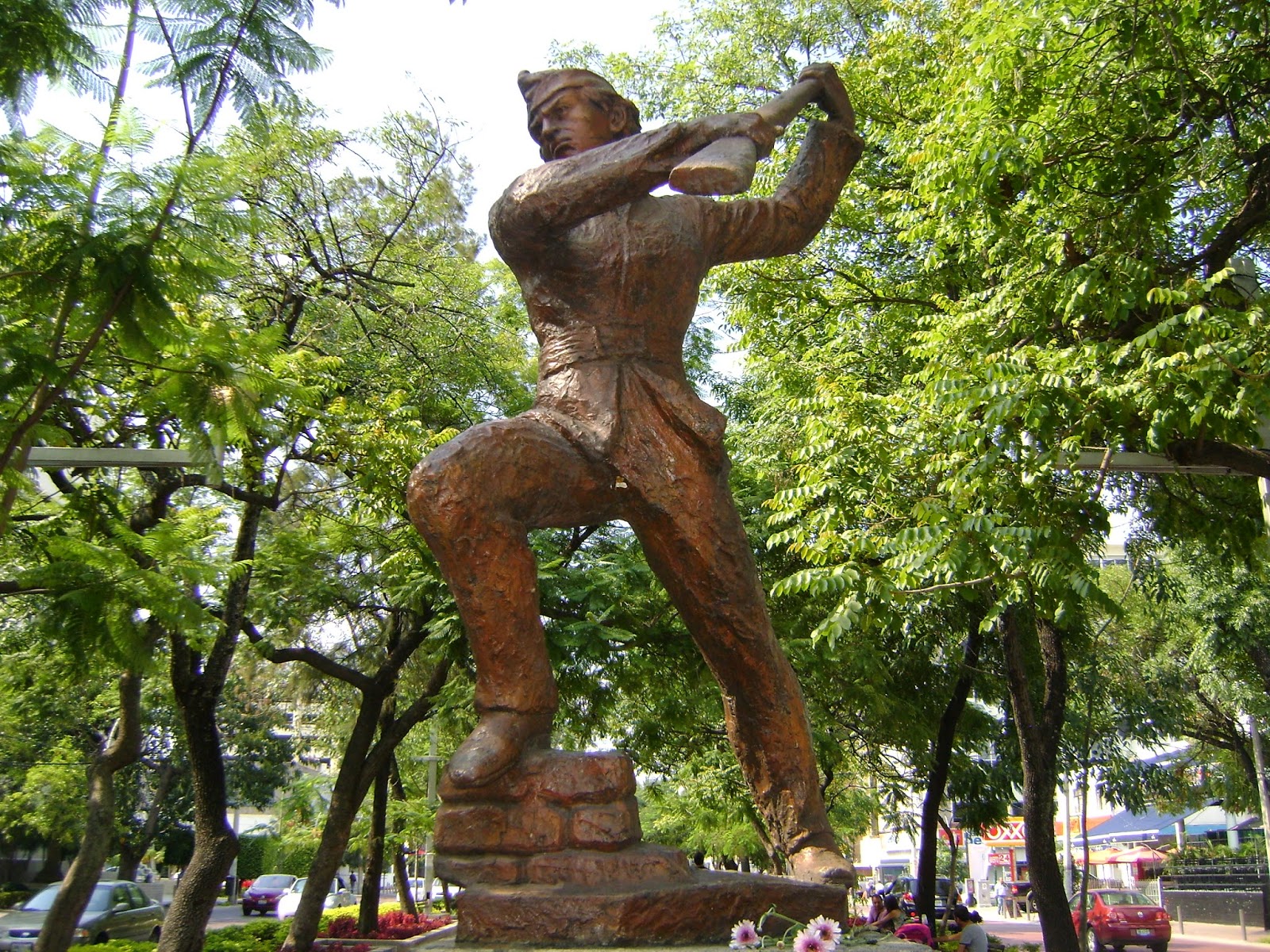 sancarlosfortin estatua de fernando montes de