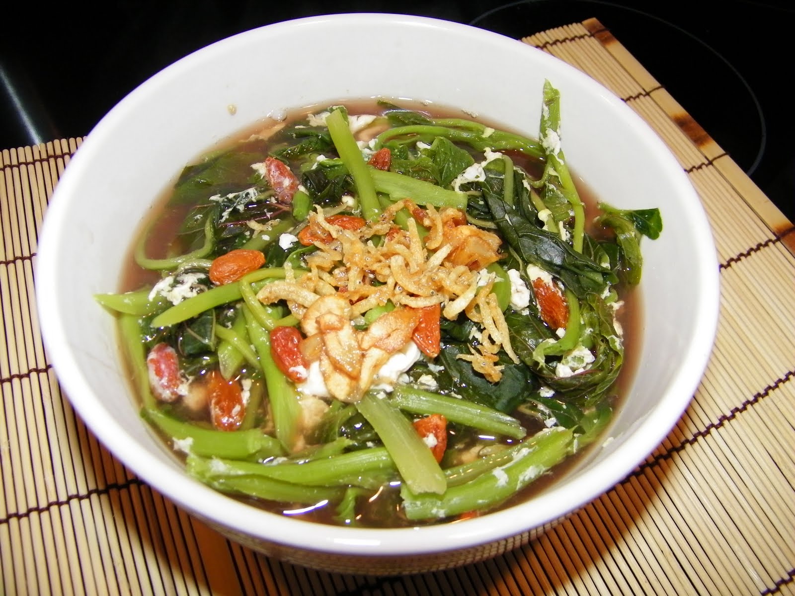 Little Bellevue Kitchen: Chinese Red Spinach Soup