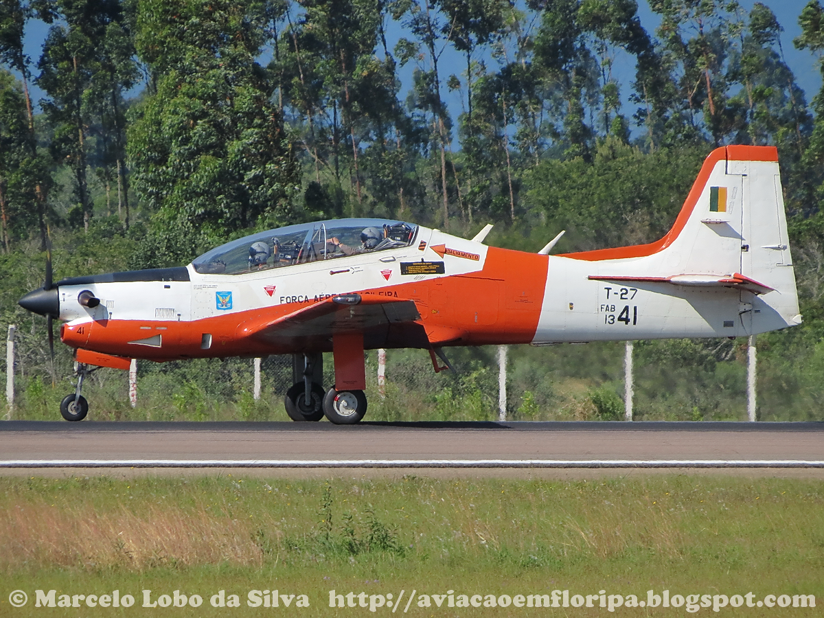 FLN - Fotos de 29/10 - Aviación en Florianópolis (Brasil) - Foro Sitios Web de Viajes