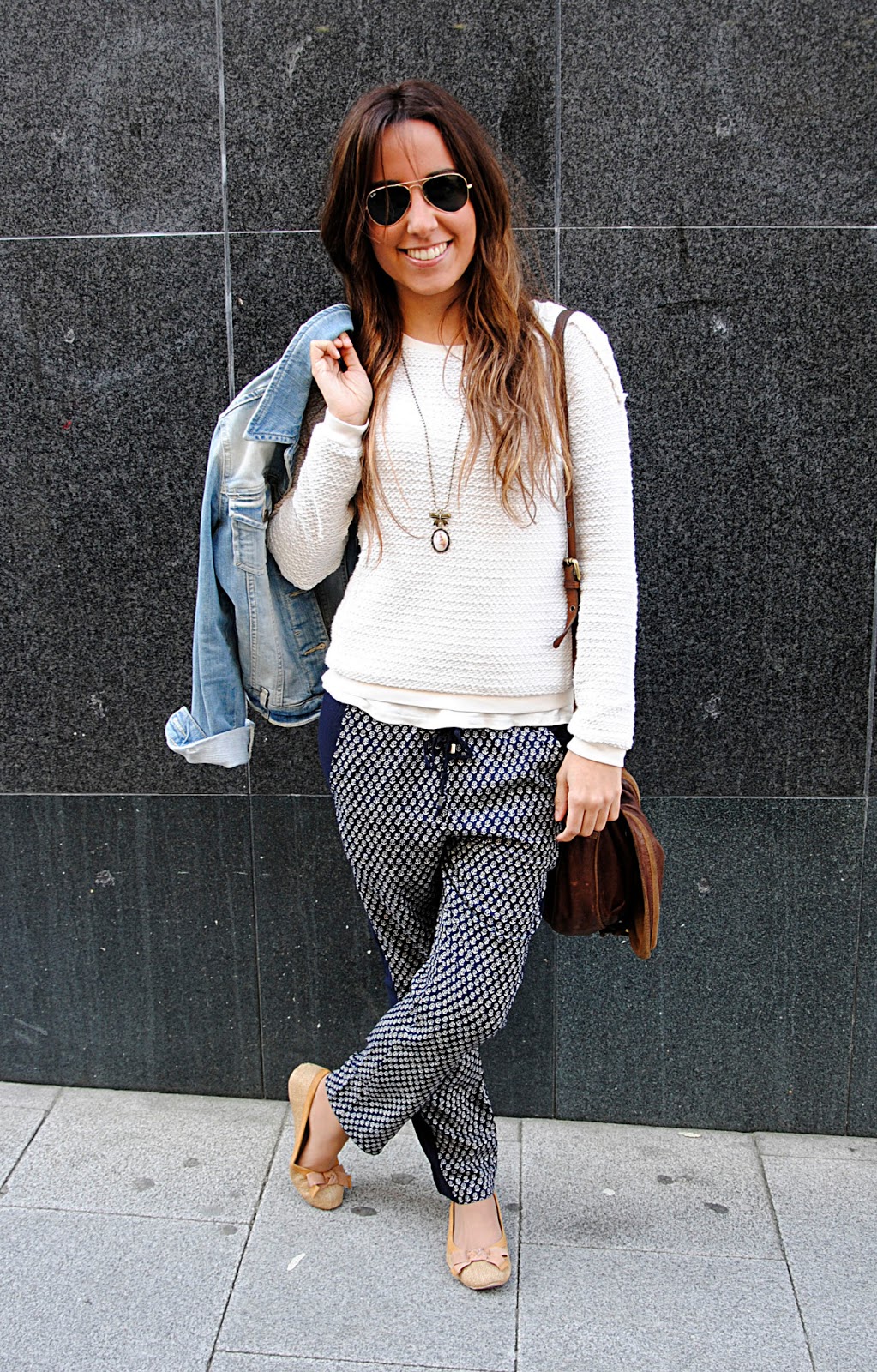 SSS Lightweight clothes.