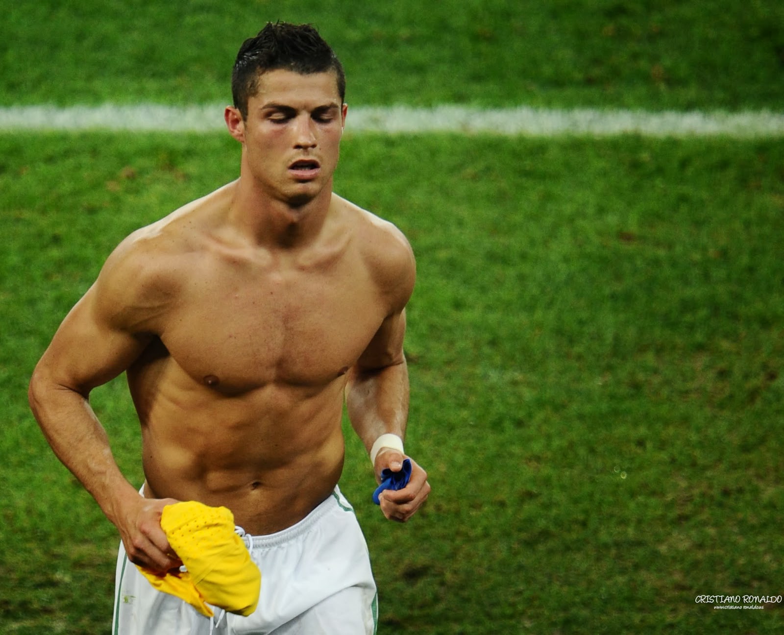 Cristiano Ronaldo Sexy Pictures. | Oh My Fiesta For Ladies!