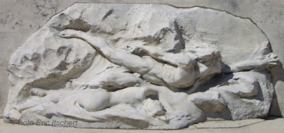 Lyon, sculpture, fleuve, rivière, union, Rhône, sensualité, bas relief, Saône, place des cordeliers, Palais de la Bourse, 