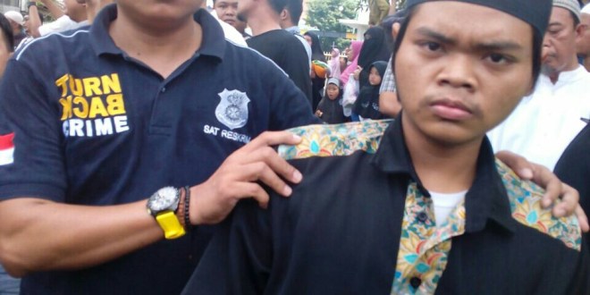 Ditanya Kenapa Tidak Membalas Pukulan Jamaah Khalid Basalamah, Jawaban Sahabat Ansor Ini Membanggakan
