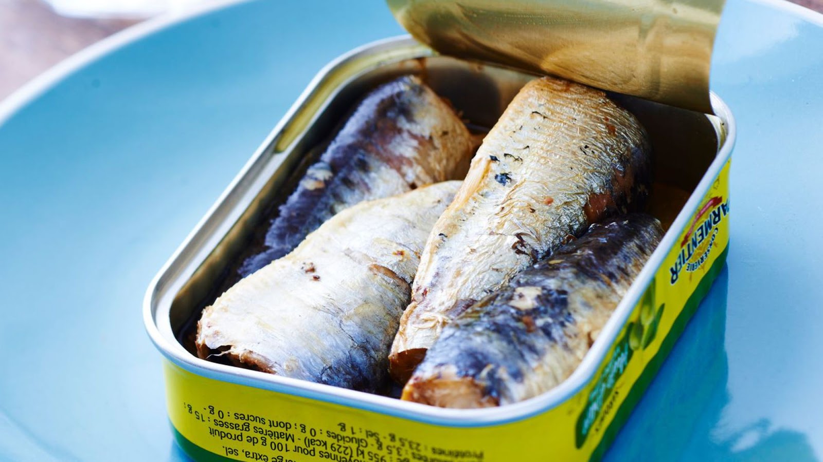 Musée Imaginaire de la Sardine Vite Faire des réserves de sardines en boîte Musée Imaginaire de la Sardine Vite Faire des réserves de sardines en boîte