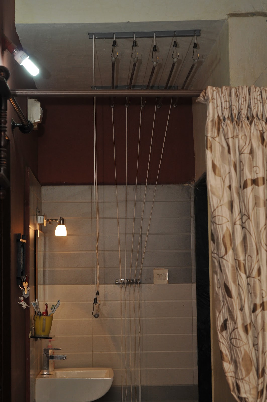 Safe Simple and Space Saving Clothes Drying Systems April 2012