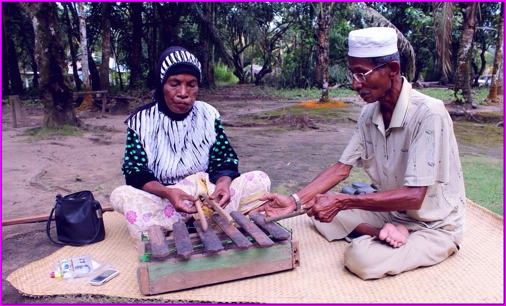 86 Gambar Alat Musik Calempong Paling Bagus 86 Gambar Alat Musik Calempong Paling Bagus