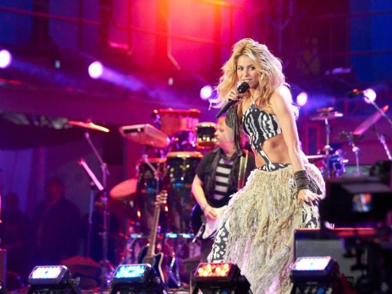 ATMOSFERA SOCIAL Shakira lleva su gira “El Dorado World Tour” por