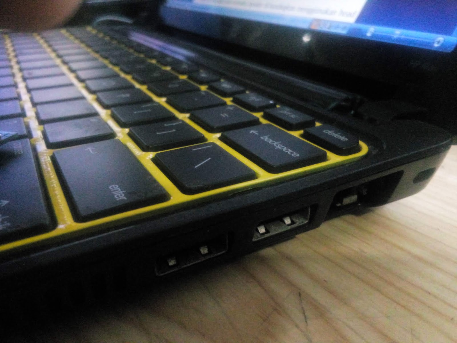 Cara memilih laptop untuk pelajar