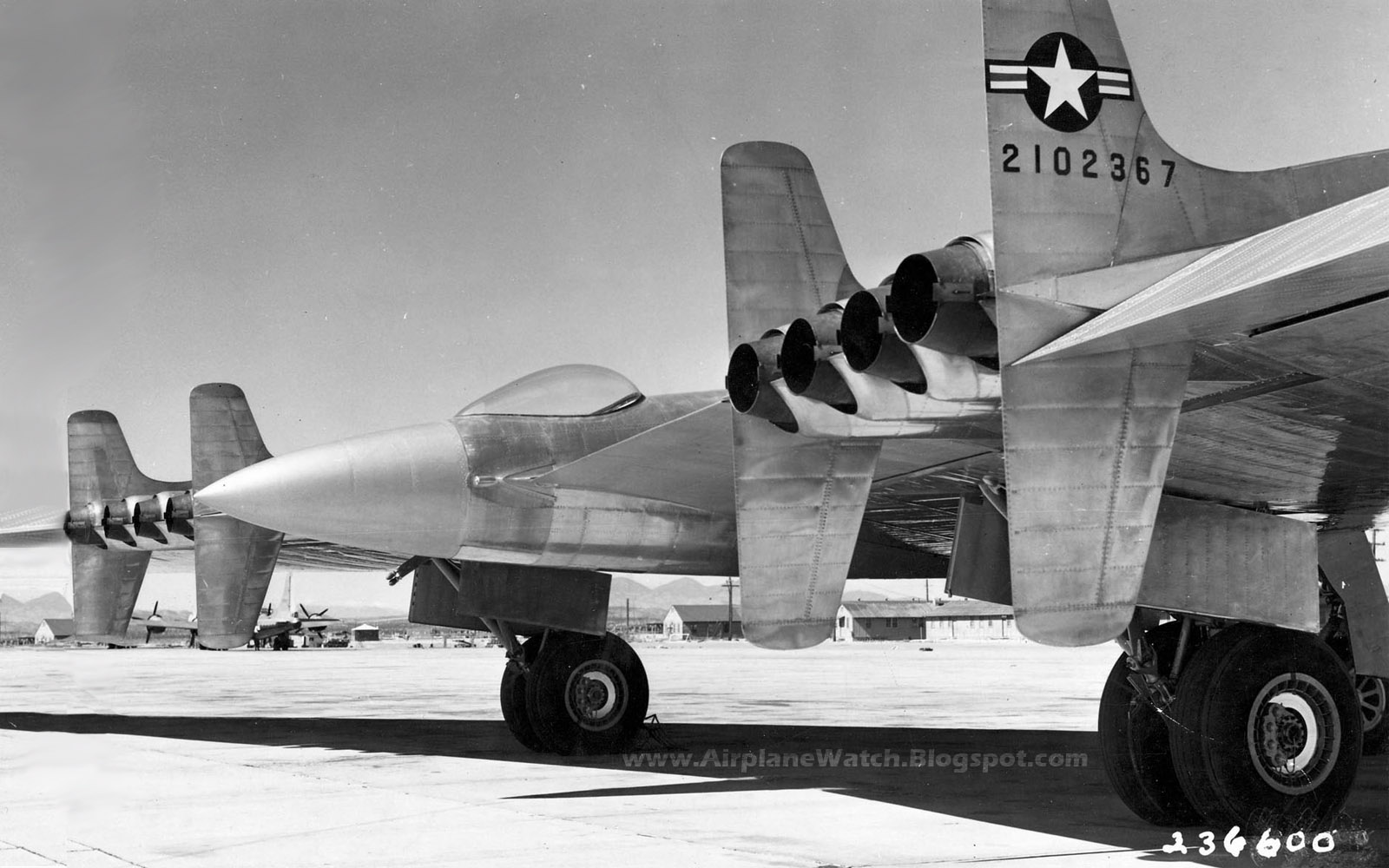Airplane Watch [Video] The Story of The Northrop YB 49 Flying Wing
