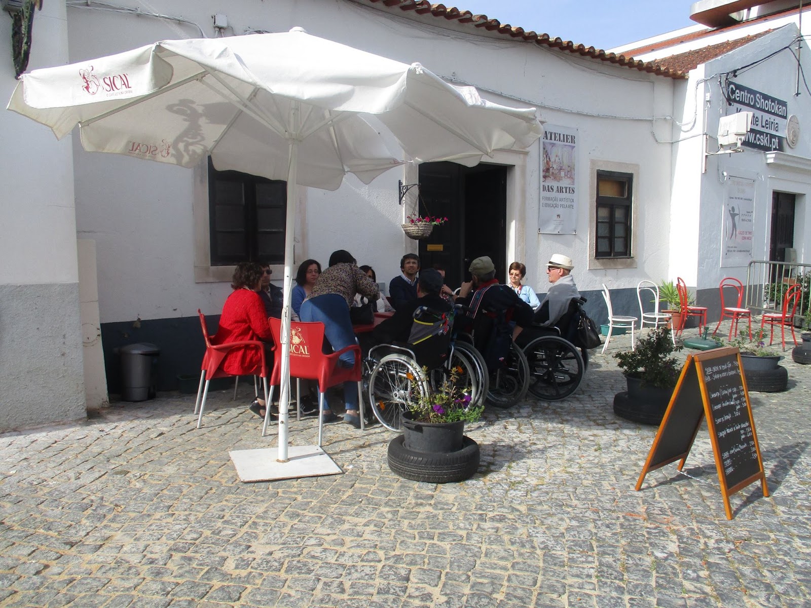 (RE)ATIVAR Ver o Filme "O Pátio das Cantigas"(novo)