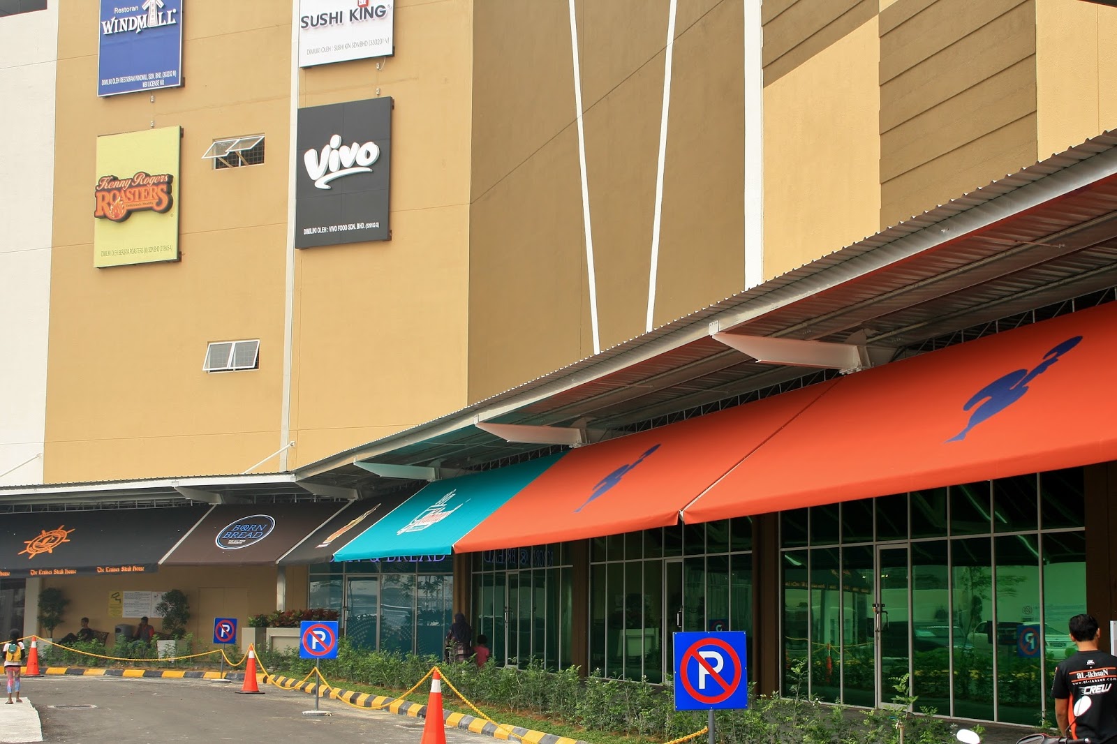 Images of Ipoh Opening of AEON Klebang